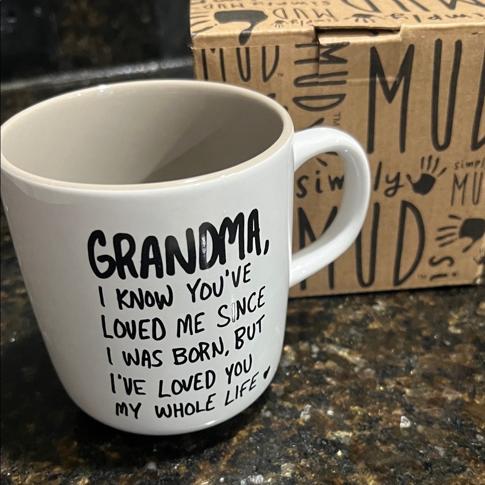 Heartfelt Grandma Mug in White